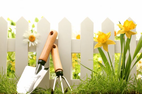 Hedge cutting and boundary trimming pricing for a local property
