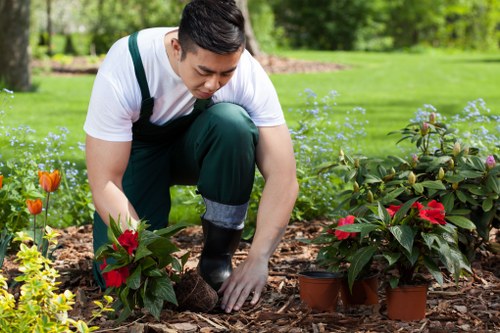 Local Cudham gardeners supporting seasonal landscape health
